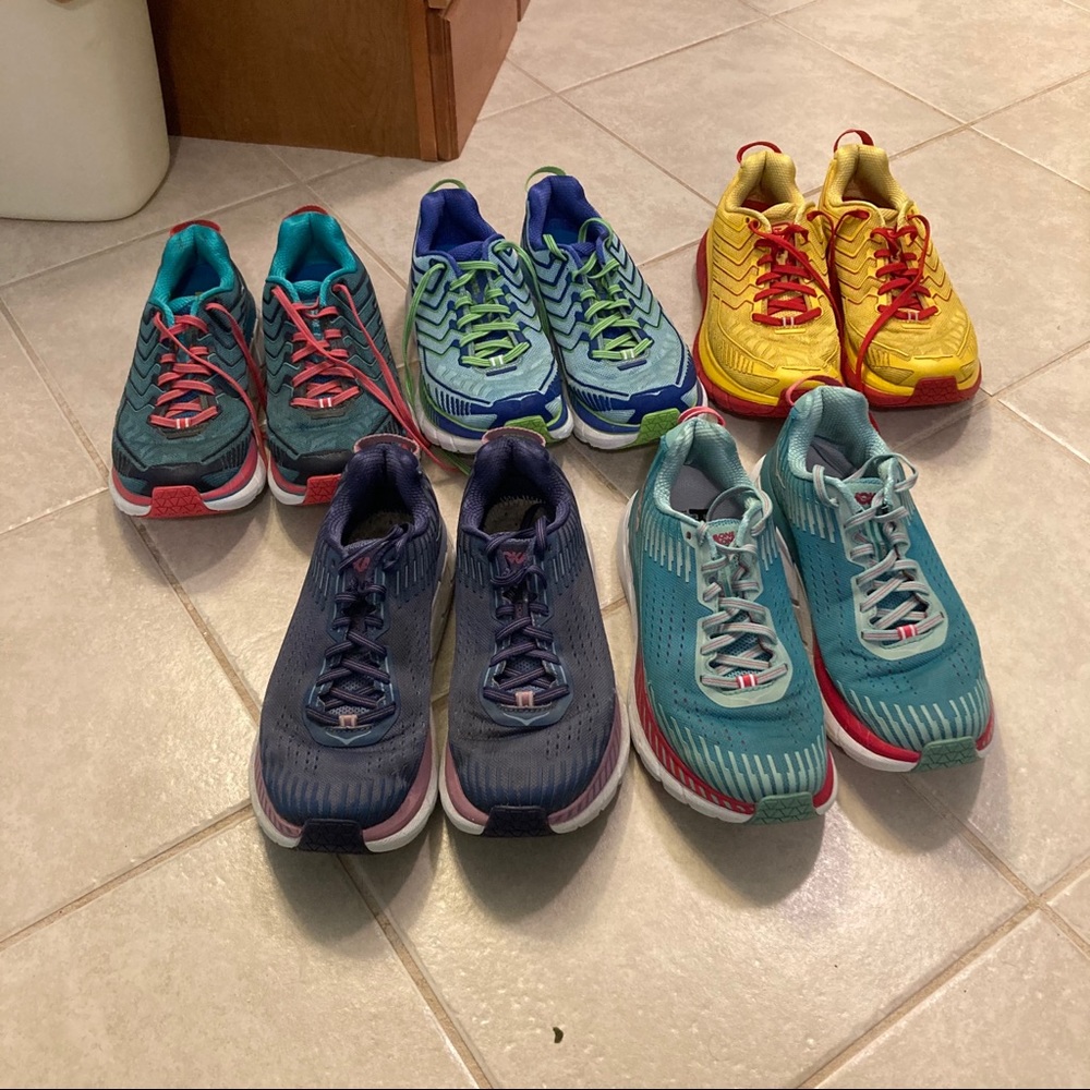 Bundle of 5 pairs of Hoka Cliftons all size 8.5